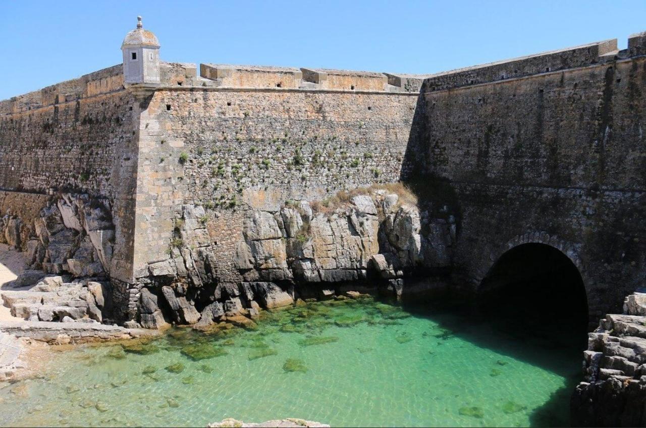 Appartement Jusqu'A 6 Personnes Sur La Presqu'Ile De Peniche Surf Portugal ภายนอก รูปภาพ